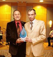 Основатель ORLY Джеф Пинк вручил награду Александру Малько