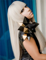 Парфюм от Леди Гага появится в 2012