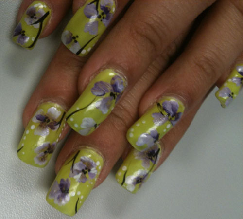 Цветочный дизайн ногтей
