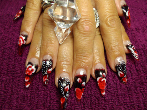 Дизайн ногтей "Красные цветы"